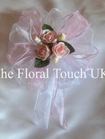 Organza Rosette Style Pew End